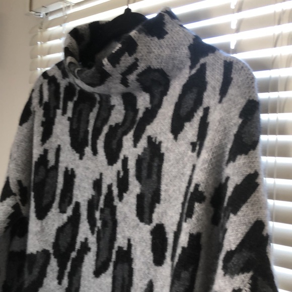 Catherine Malandrino Sweaters - Catherine Malandrino cashmere sweater